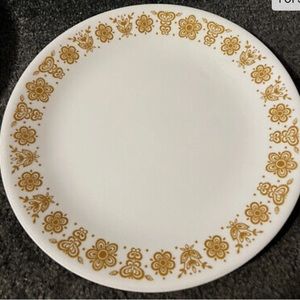CORNING WARE CORELLE BUTTERFLY
GOLD DINNER PLATES